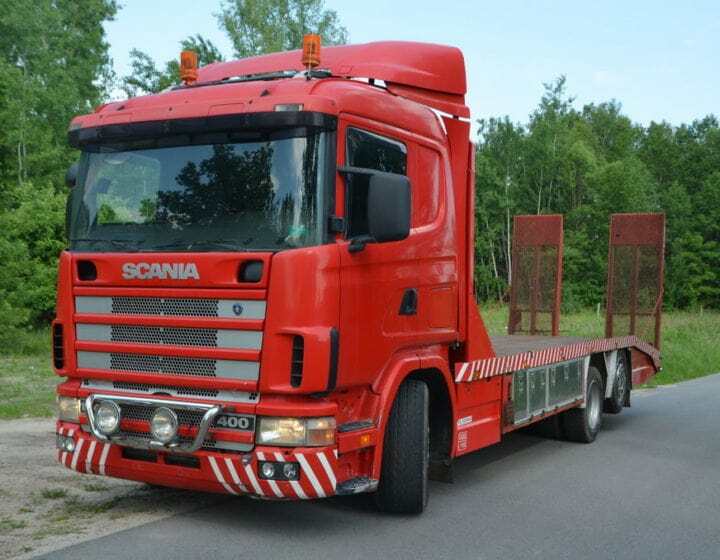 Фото грузового эвакуатора Scania